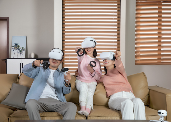 引领主流VR价格下探至千元区，爱奇艺奇遇VR的“术”与“道”